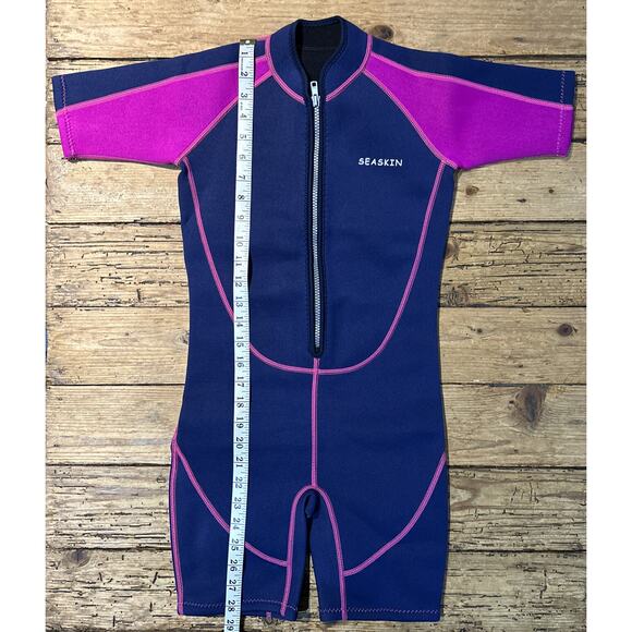 Seaskin Kids Wetsuit 2mm Shorty Diving Suit Navy/Pink Size 8 NWOT - Picture 3 of 4